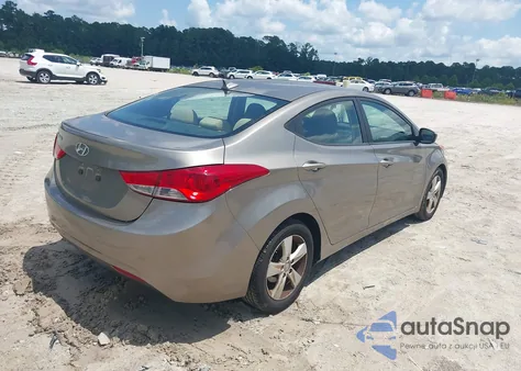 2013 Hyundai Elantra Gls z USA, uszkodzony, nr VIN 5NPDH4AE2DH324667